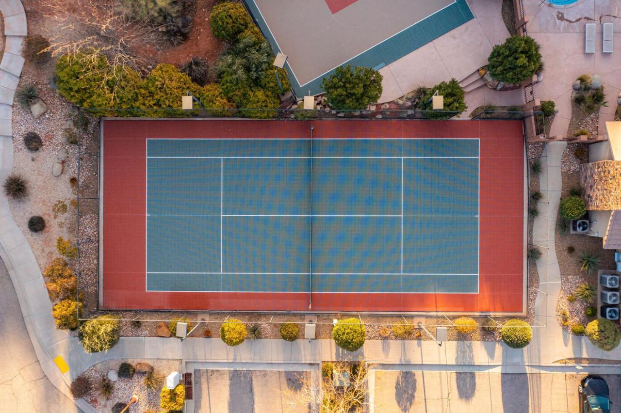 D5-Coral Springs Poolside-Ground Floor 3-Bedroom Hillside View Hurricane Rum bild